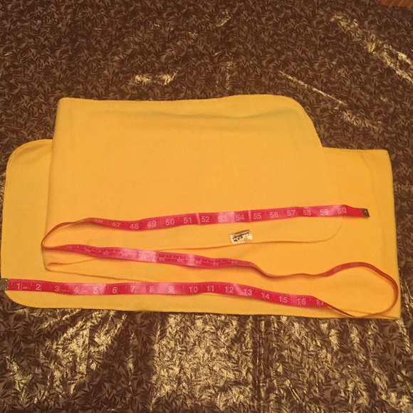 NWT scarves - Picture 4 of 8